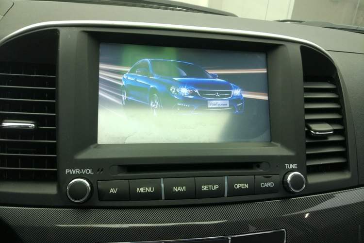 Used Mitsubishi Lancer EX 2013 Fashion Edition 1.8L CVT Comfort Version Audio And AC Panel