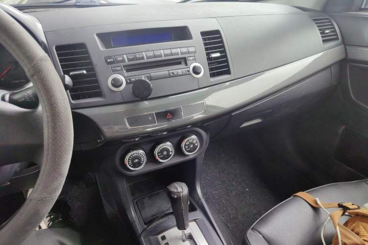 Used Mitsubishi Lancer EX 2013 Fashion Edition 1.8L CVT Comfort Version Audio And AC Panel