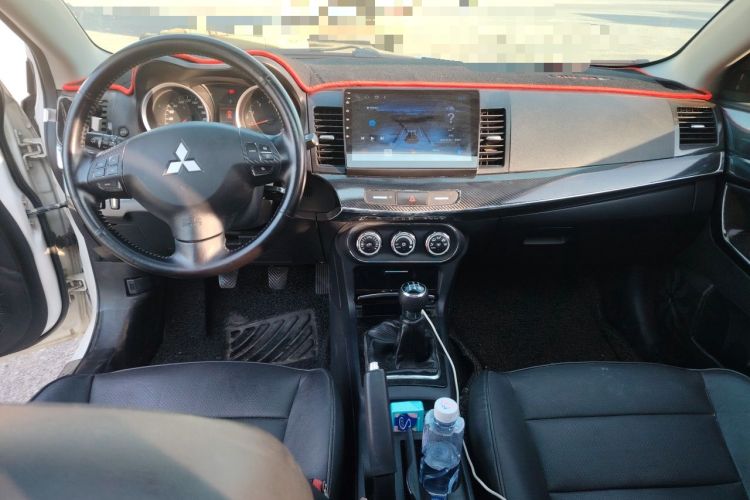 Used Mitsubishi Lancer EX 2013 Chasing Edition 1.8L Manual Luxury Model Center Console