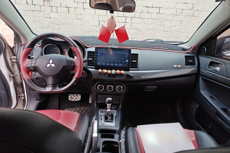 Used Mitsubishi Lancer EX 2013 Fashion Edition 1.8L CVT Comfort Version Center Console