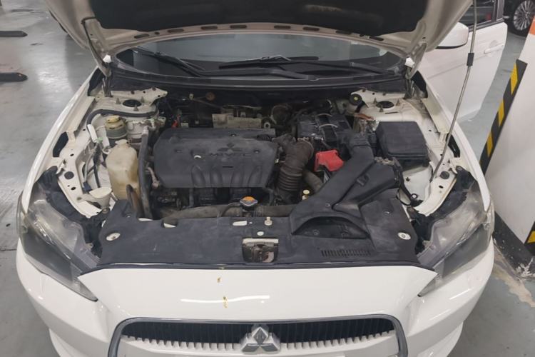 Used Mitsubishi Lancer EX 2013 Fashion Edition 1.8L CVT Comfort Version Engine Bay
