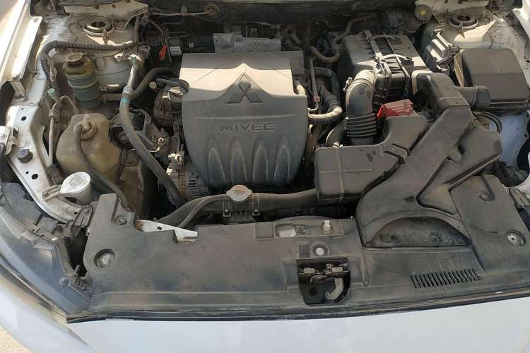 Used Mitsubishi Lancer EX 2013 Style Edition 1.6L Manual Luxury Model Engine Bay
