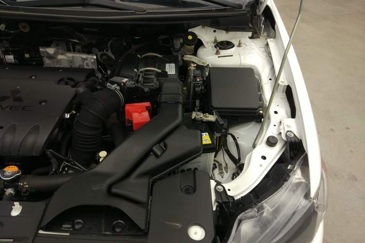 Used Mitsubishi Lancer EX 2013 Fashion Edition 1.8L CVT Comfort Version Engine Bay Left