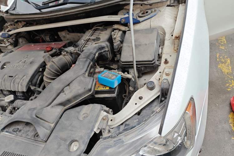 Used Mitsubishi Lancer EX 2013 Fashion Edition 1.8L CVT Comfort Version Engine Bay Left