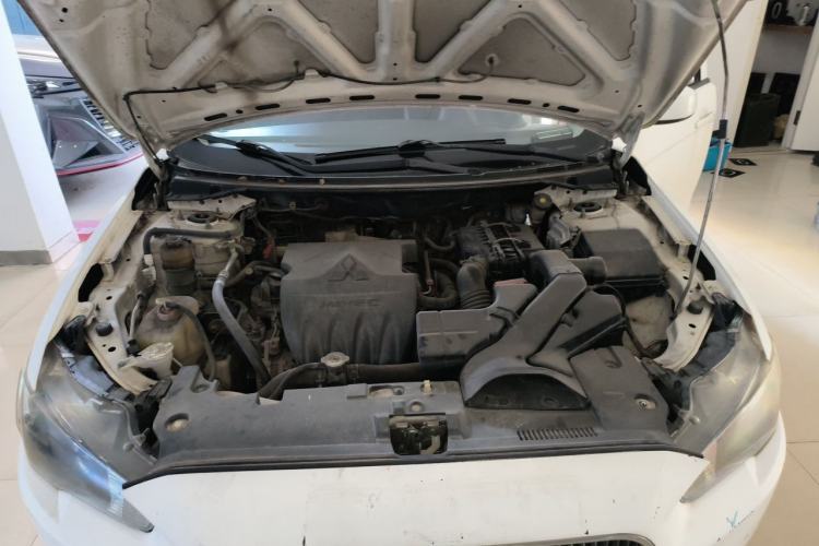 Used Mitsubishi Lancer EX 2013 Style Edition 1.6L Manual Classic Model Engine Bay