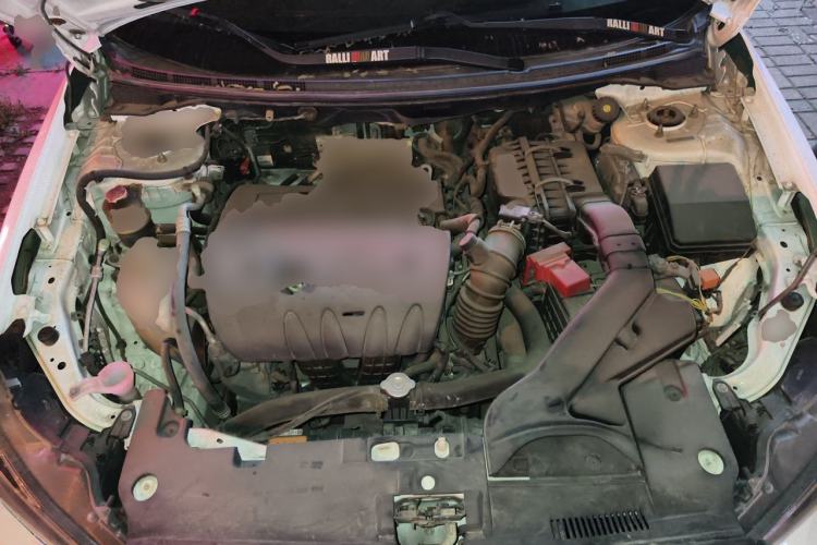 Used Mitsubishi Lancer EX 2013 Fashion Edition 1.8L Manual Comfort Version Engine Bay