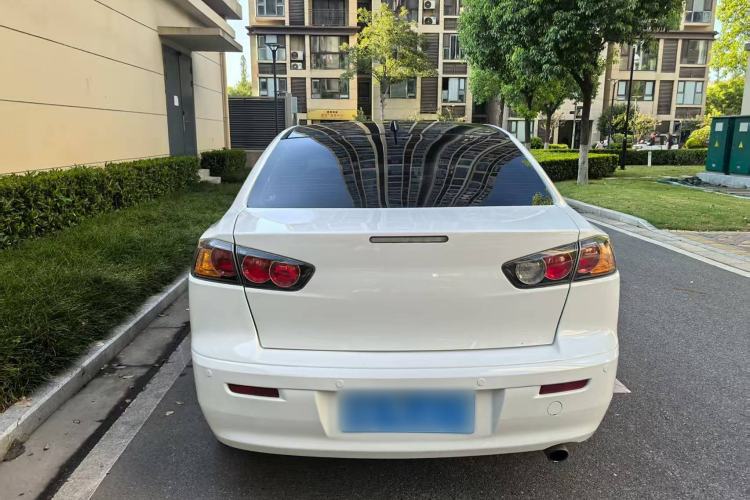 Used Mitsubishi Lancer EX 2013 Fashion Edition 1.8L Manual Comfort Version Exterior 4