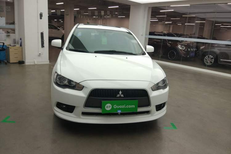Used Mitsubishi Lancer EX 2013 Fashion Edition 1.8L CVT Comfort Version Front