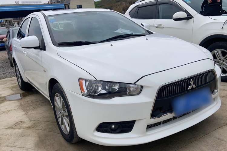 Used Mitsubishi Lancer EX 2013 Fashion Edition 1.8L CVT Comfort Version Front Right 45 Deg
