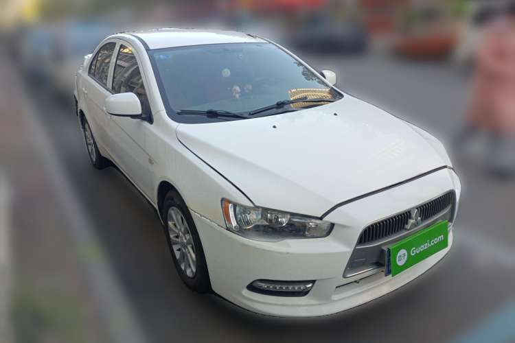 Used Mitsubishi Lancer EX 2013 Style Edition 1.6L Manual Classic Model Front Right 45 Deg