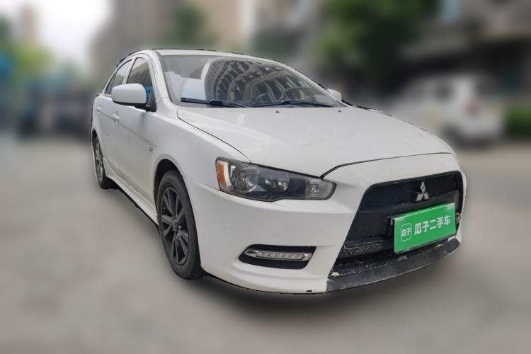 Used Mitsubishi Lancer EX 2013 Style Edition 1.6L Manual Classic Model Front Right 45 Deg