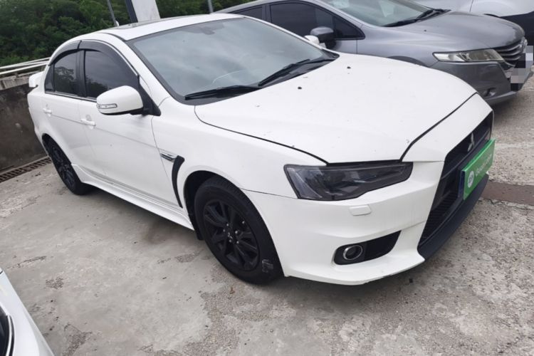 Used Mitsubishi Lancer EX 2013 Xinyuan Edition 2.0L CVT Flagship Model Front Right 45 Deg