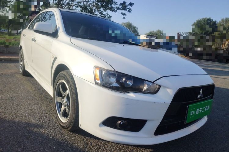 Used Mitsubishi Lancer EX 2013 Chasing Edition 1.8L Manual Luxury Model Front Right 45 Deg