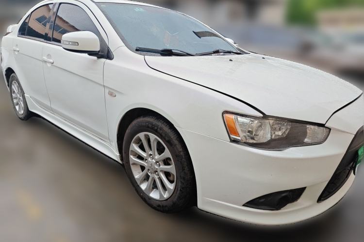 Used Mitsubishi Lancer EX 2013 Fashion Edition 1.8L CVT Comfort Version Front Right 45 Deg