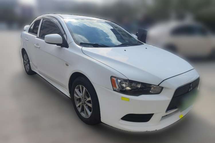 Used Mitsubishi Lancer EX 2013 Fashion Edition 1.8L Manual Comfort Version Front Right 45 Deg