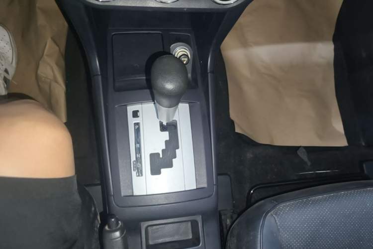 Used Mitsubishi Lancer EX 2013 Fashion Edition 1.8L CVT Comfort Version Gear Lever
