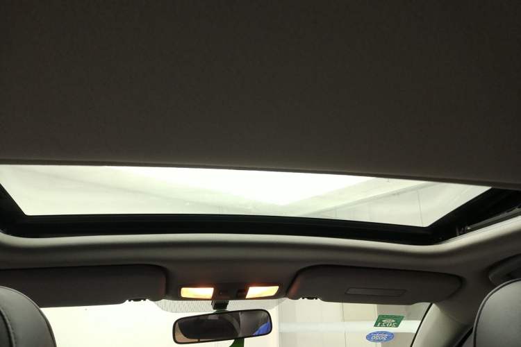 Used Mitsubishi Lancer EX 2013 Fashion Edition 1.8L CVT Comfort Version Headliner