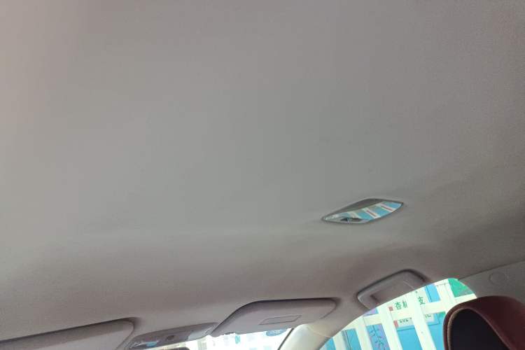 Used Mitsubishi Lancer EX 2013 Style Edition 1.6L Manual Classic Model Headliner