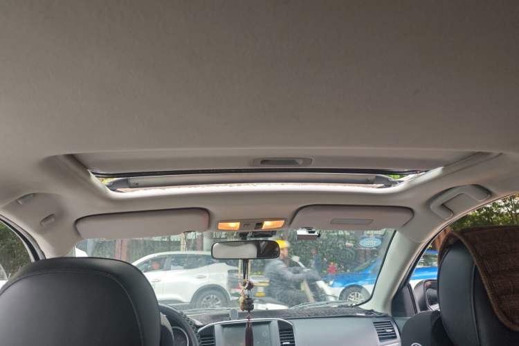 Used Mitsubishi Lancer EX 2013 Fashion Edition 1.8L Manual Comfort Version Headliner