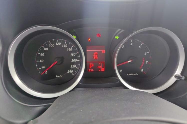Used Mitsubishi Lancer EX 2013 Fashion Edition 1.8L CVT Comfort Version Instrument Cluster