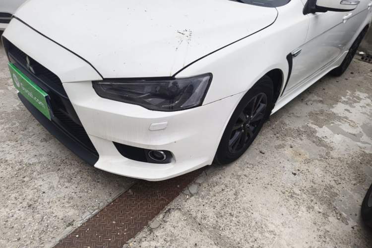 Used Mitsubishi Lancer EX 2013 Xinyuan Edition 2.0L CVT Flagship Model Left Front Headlight