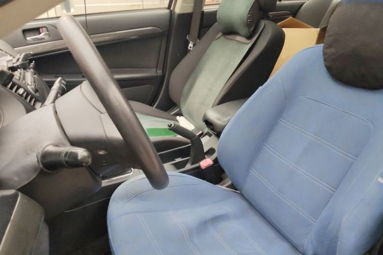 Used Mitsubishi Lancer EX 2013 Fashion Edition 1.8L Manual Comfort Version Left Front Seat