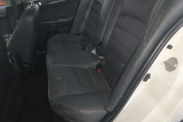 Used Mitsubishi Lancer EX 2013 Fashion Edition 1.8L CVT Comfort Version Left Rear Seat