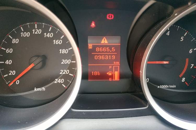Used Mitsubishi Lancer EX 2013 Style Edition 1.6L Manual Luxury Model Odometer Close Up