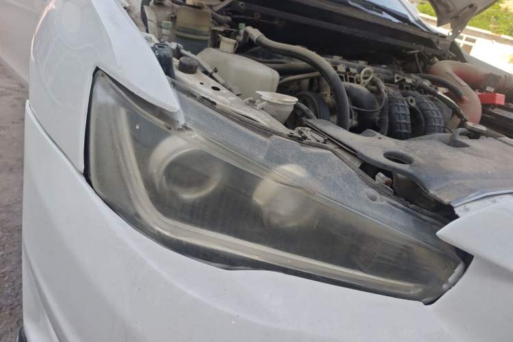 Used Mitsubishi Lancer EX  Right Front Headlight