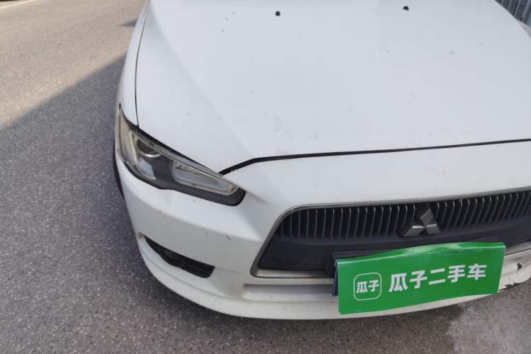 Used Mitsubishi Lancer EX 2013 Fashion Edition 1.8L CVT Comfort Version Right Front Headlight