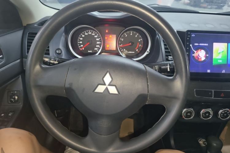 Used Mitsubishi Lancer EX 2013 Fashion Edition 1.8L CVT Comfort Version Steering Wheel