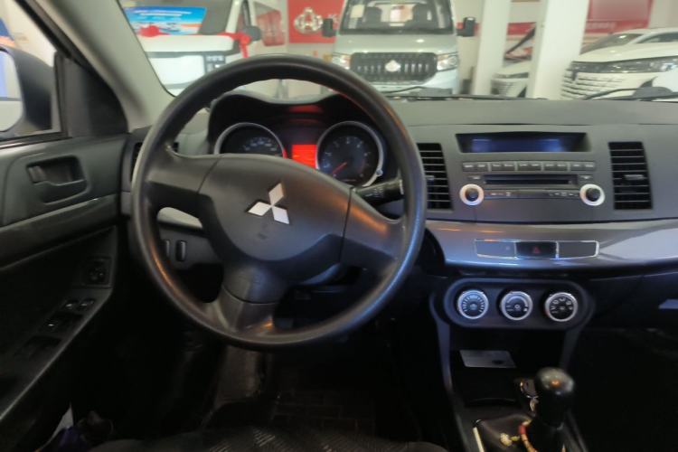 Used Mitsubishi Lancer EX 2013 Style Edition 1.6L Manual Classic Model Steering Wheel