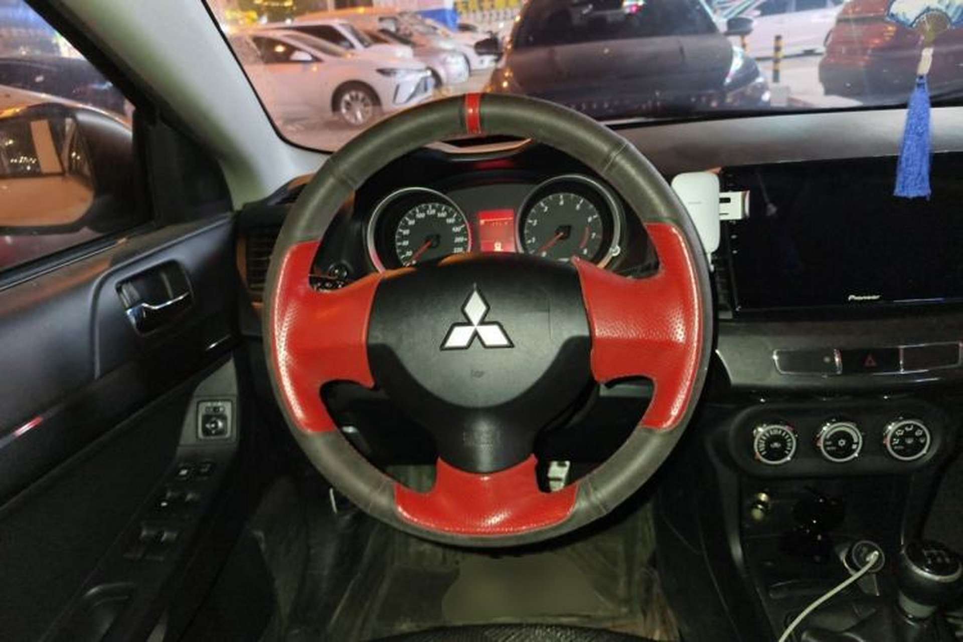 Used Mitsubishi Lancer EX 2013 Fashion Edition 1.8L Manual Comfort Version Steering Wheel