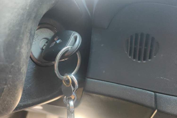 Used Mitsubishi Lancer EX 2013 Fashion Edition 1.8L Manual Comfort Version Vehicle Key