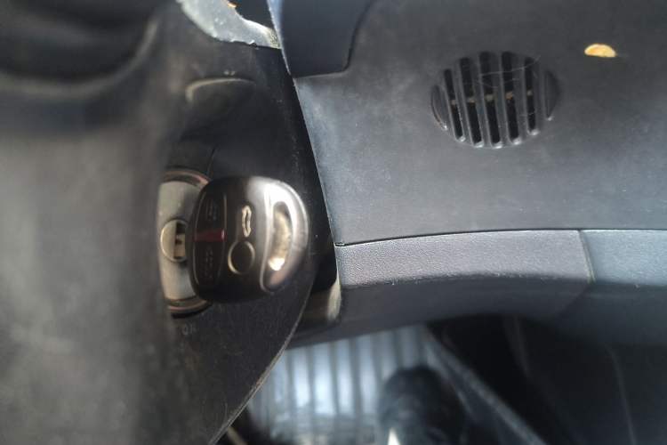 Used Mitsubishi Lancer EX 2013 Chasing Edition 1.8L Manual Luxury Model Vehicle Key