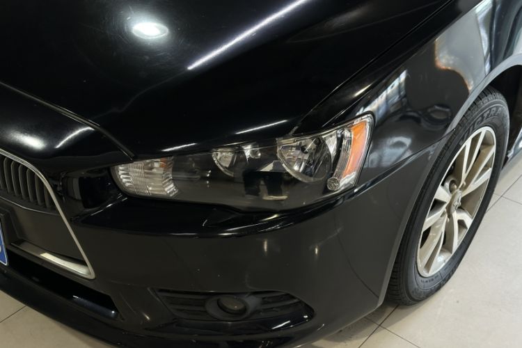 Used Mitsubishi Lancer EX 2014 Racing Edition 1.8L CVT Comfort Model Left Front Headlight