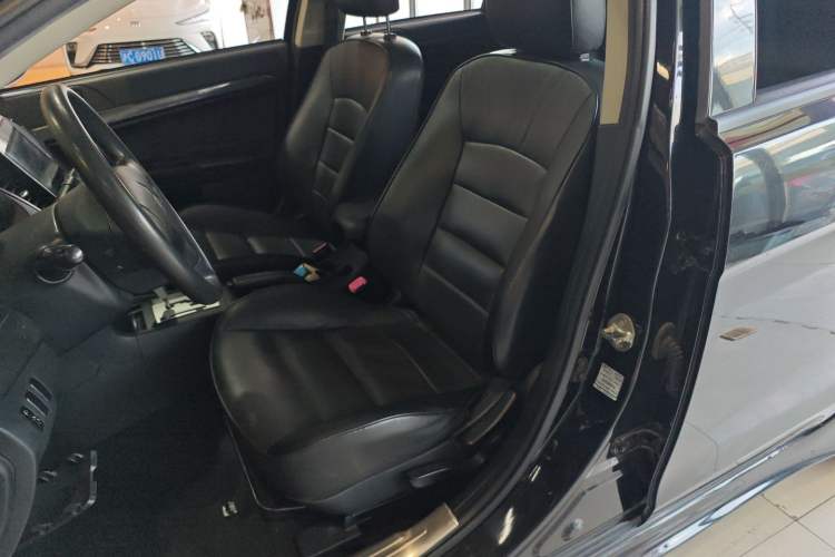 Used Mitsubishi Lancer EX 2014 Racing Edition 1.8L CVT Comfort Model Left Front Seat