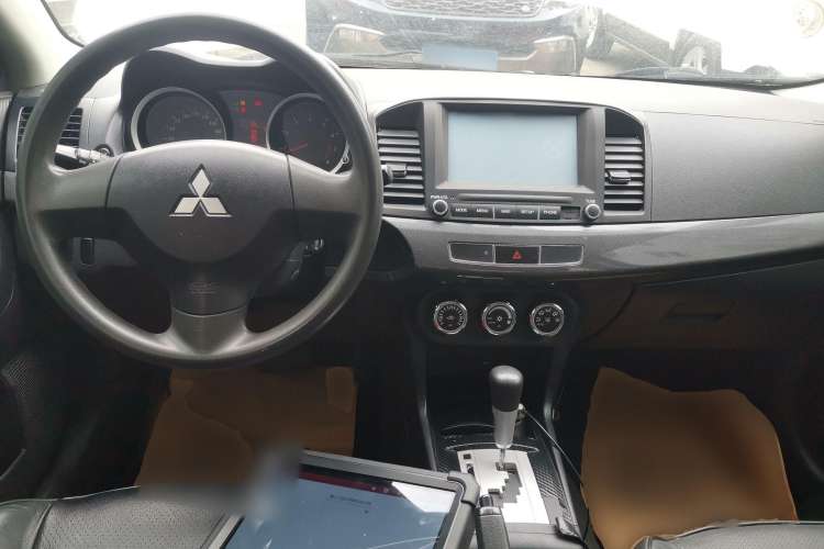 Used Mitsubishi Lancer EX 2014 Racing Edition 1.8L CVT Comfort Model Interior 2
