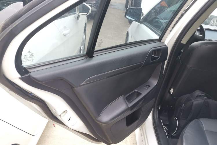 Used Mitsubishi Lancer EX 2014 Racing Edition 1.8L CVT Comfort Model Interior 8