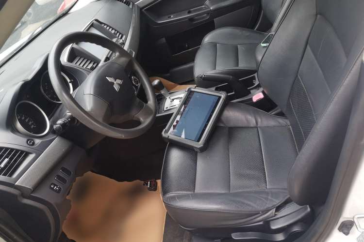 Used Mitsubishi Lancer EX 2014 Racing Edition 1.8L CVT Comfort Model Left Front Seat