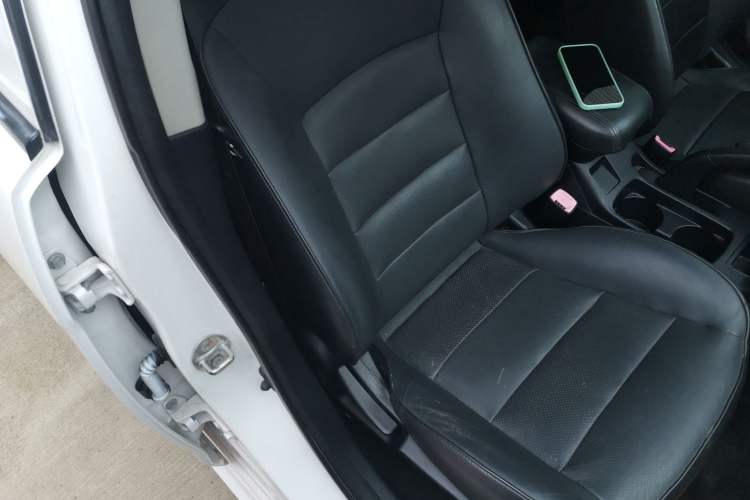 Used Mitsubishi Lancer EX 2014 Racing Edition 1.8L CVT Comfort Model Right Front Seat