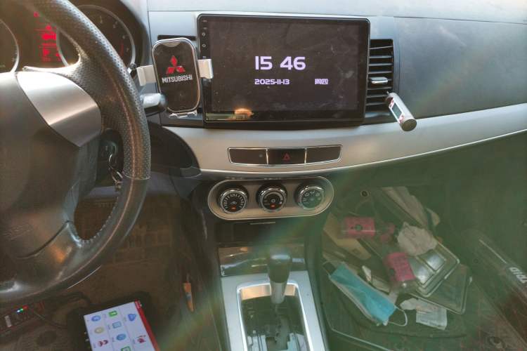 Used Mitsubishi Lancer EX 2015 1.8L CVT Fashion Edition China IV Standard Audio And AC Panel