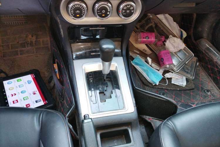 Used Mitsubishi Lancer EX 2015 1.8L CVT Fashion Edition China IV Standard Gear Lever