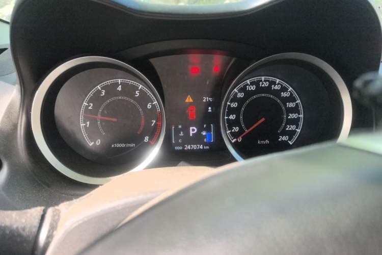 Used Mitsubishi Lancer EX 2015 1.8L CVT ZhiShang Edition China V Standard Instrument Cluster