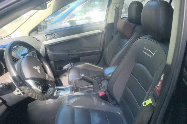 Used Mitsubishi Lancer EX 2015 1.8L CVT ZhiShang Edition China V Standard Left Front Seat