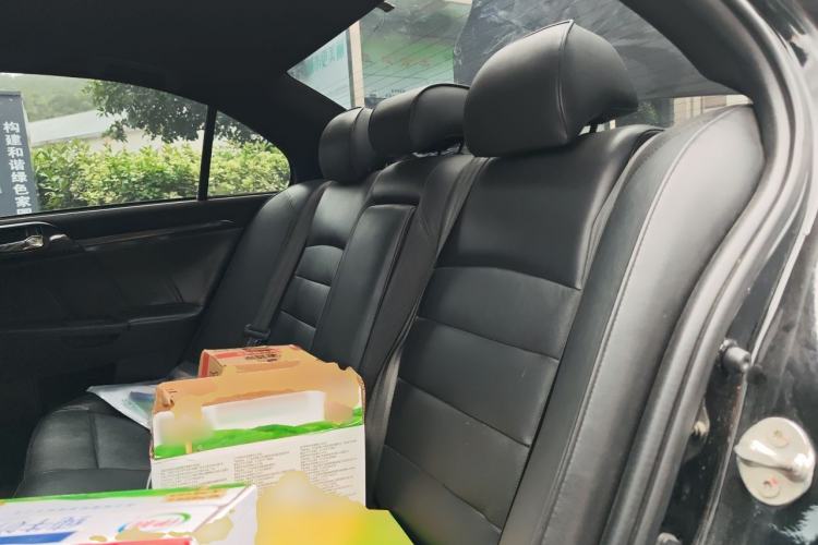 Used Mitsubishi Lancer EX 2015 1.8L CVT ZhiShang Edition China IV Standard Left Rear Seat