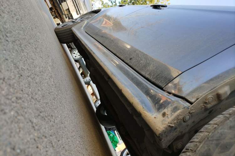 Used Mitsubishi Lancer EX 2015 1.8L CVT Fashion Edition China IV Standard Right Side Sill