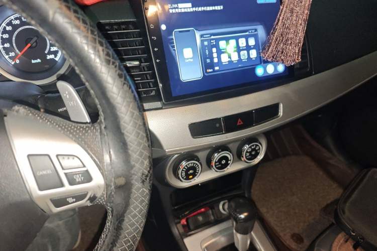 Used Mitsubishi Lancer EX 2015 1.8L CVT ZhiShang Edition China IV Standard Audio And AC Panel