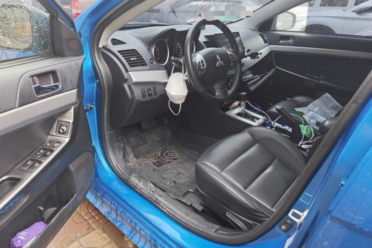 Used Mitsubishi Lancer EX 2015 1.8L CVT ZhiShang Edition China IV Standard Driver Seat