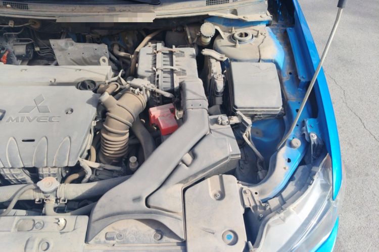Used Mitsubishi Lancer EX 2015 1.8L CVT ZhiShang Edition China IV Standard Engine Bay Left